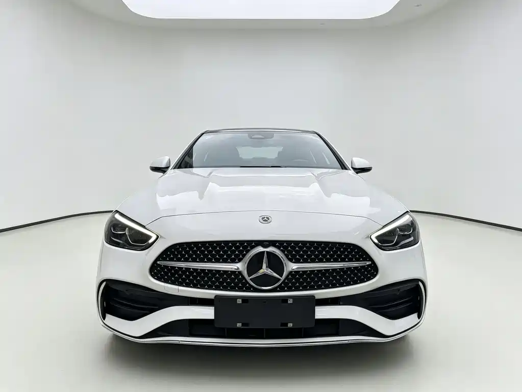 Mercedes-Benz C-Class 2023 — фото 2