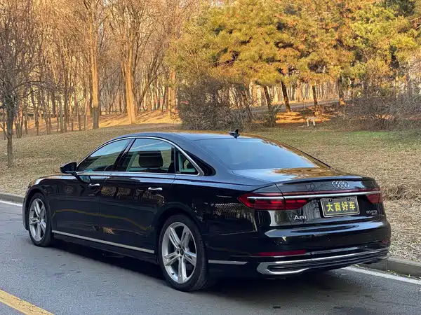 Audi A8 2024