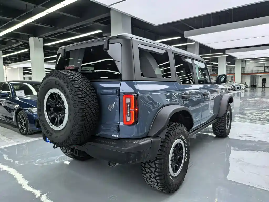 Ford Bronco 2024 — фото 12