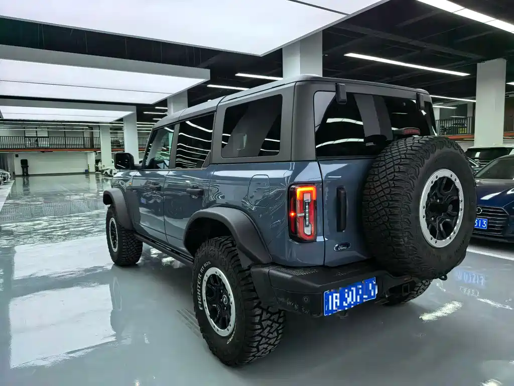 Ford Bronco 2024 — фото 13