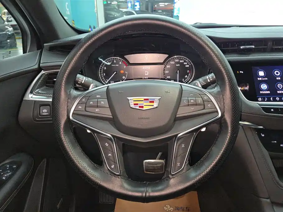 Cadillac XT5 2023 — фото 15