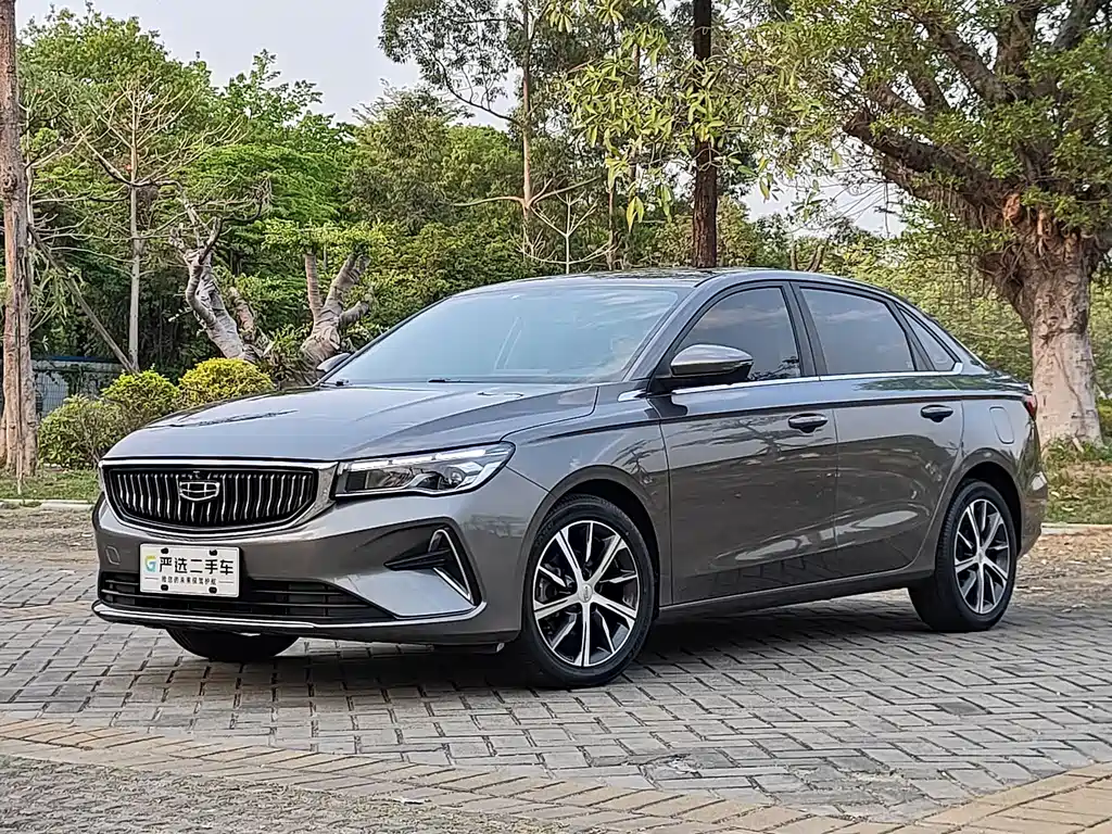 Geely Emgrand 2022 — фото 1