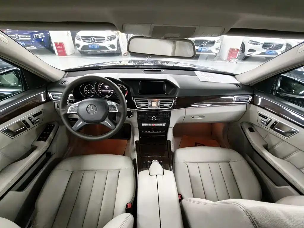 Mercedes-Benz E-Class 2014