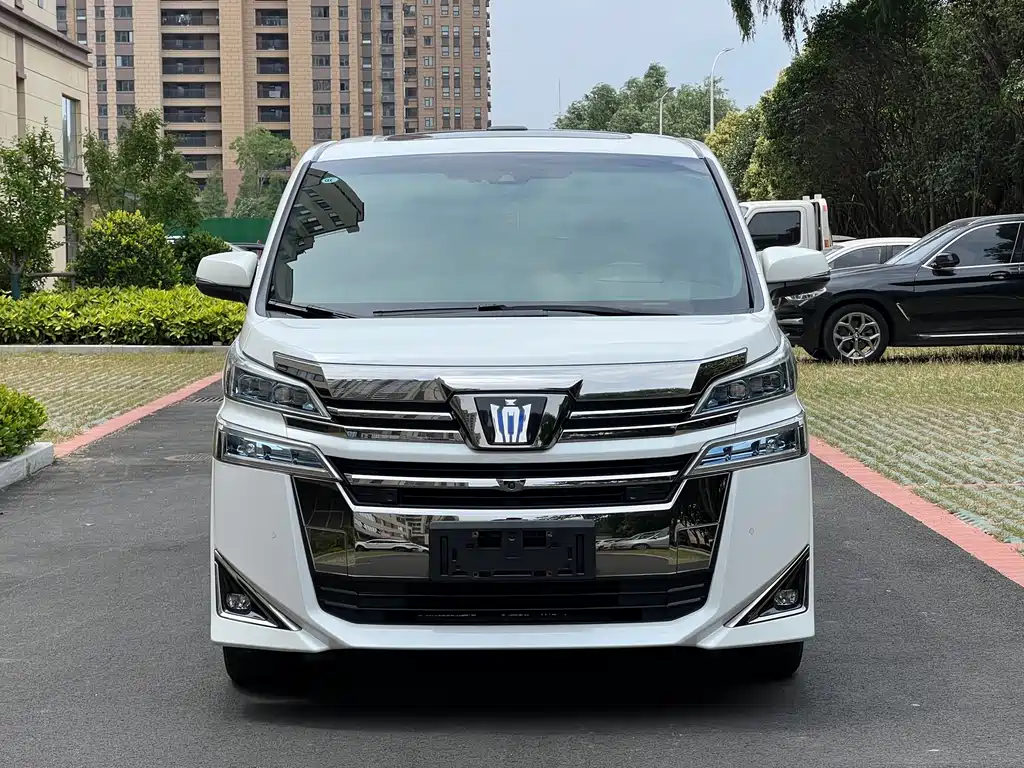 Toyota Vellfire 2021 — фото 2