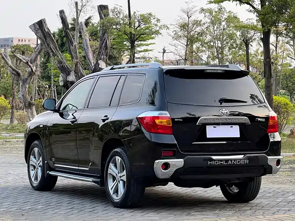 Toyota Highlander 2011