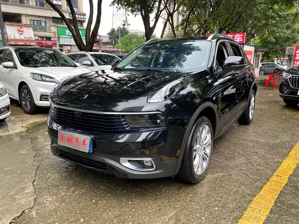 Lynk & Co 01 2019