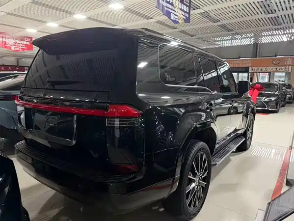 Lexus GX 2025