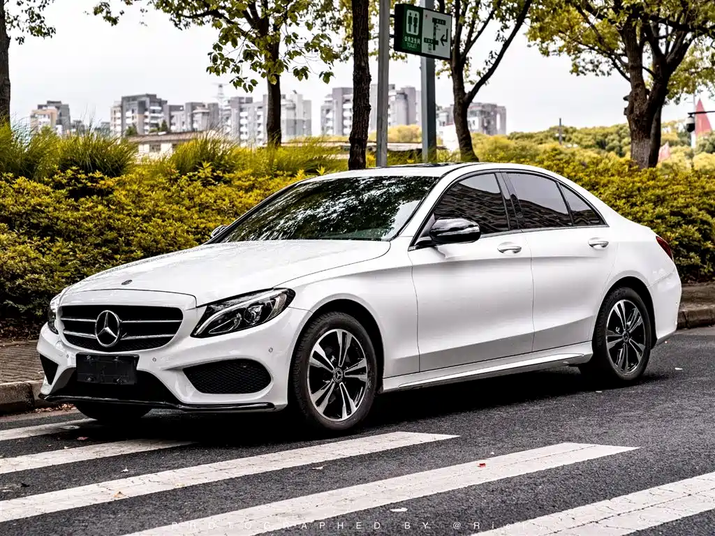 Mercedes-Benz C-Class 2017 — фото 1