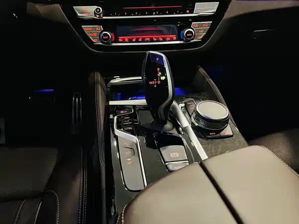 BMW 6 Series GT 2019