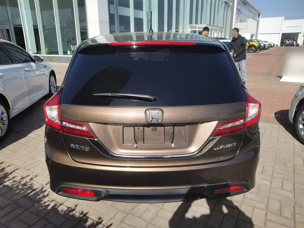 Honda Jade 2016 — фото 6