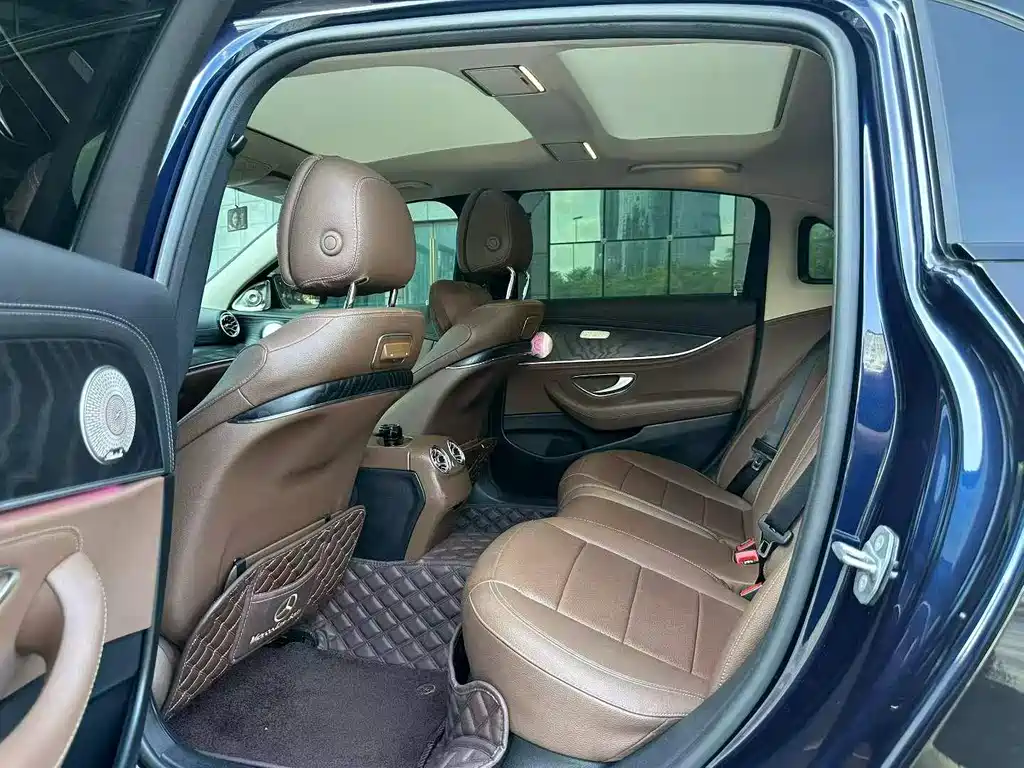 Mercedes-Benz E-Class 2017 — фото 5