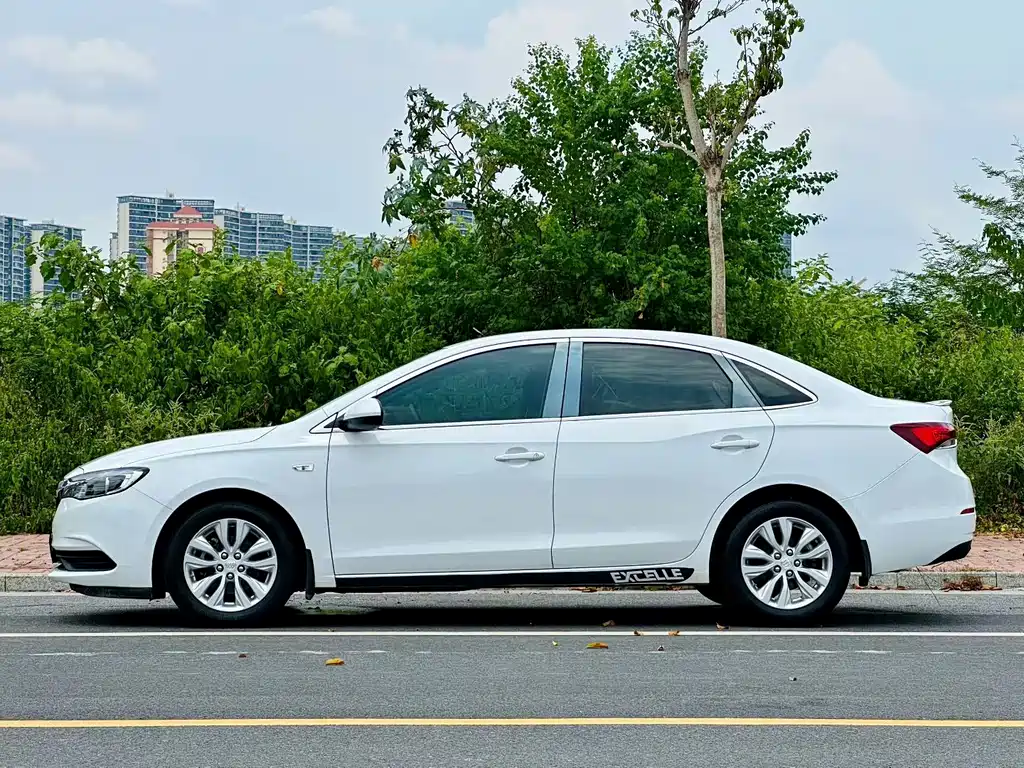 Buick Excelle 2021