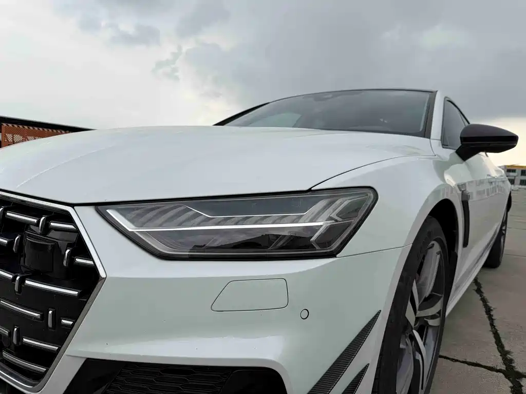 Audi A7L 2023 — фото 8