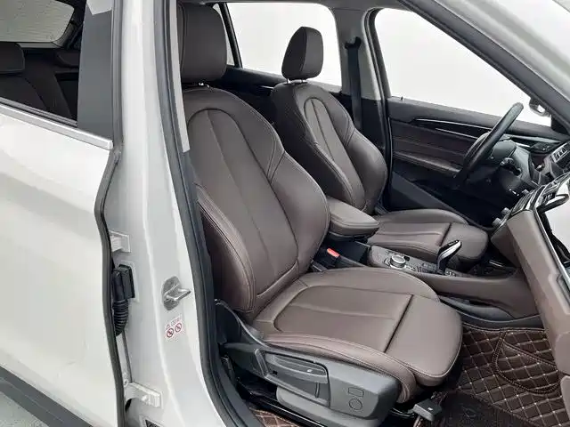 BMW X1 2021 — фото 12