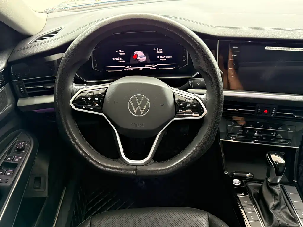 Volkswagen Passat 2023 — фото 9