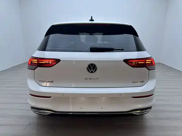 Volkswagen Golf 2022