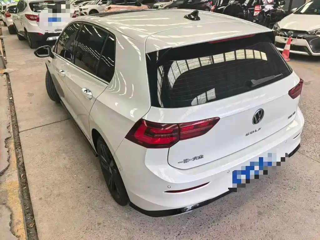 Volkswagen Golf 2022