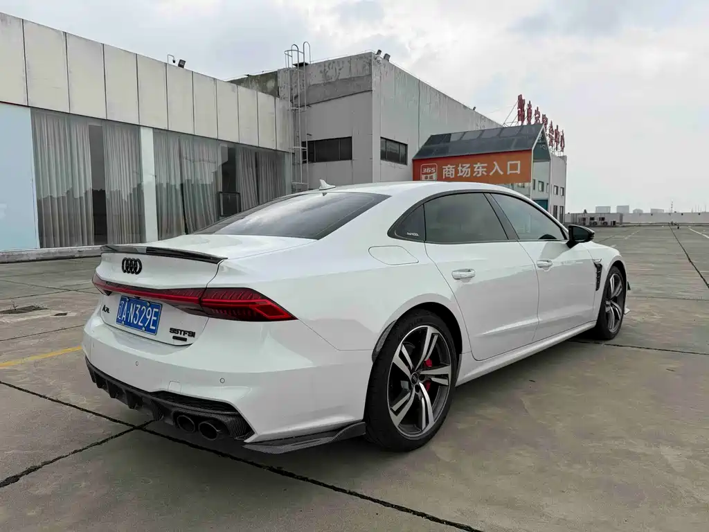 Audi A7L 2023 — фото 4