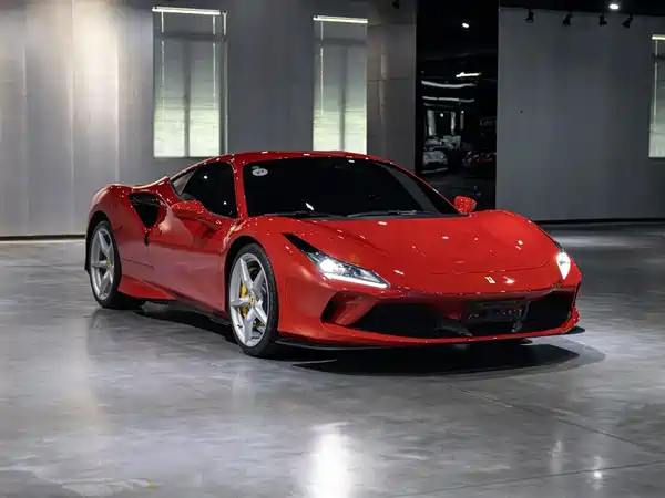 Ferrari F8 2022