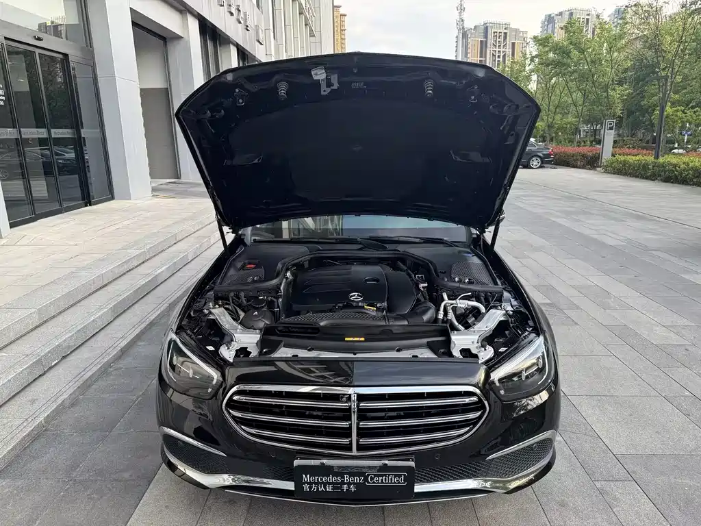 Mercedes-Benz E-Class 2022 — фото 14