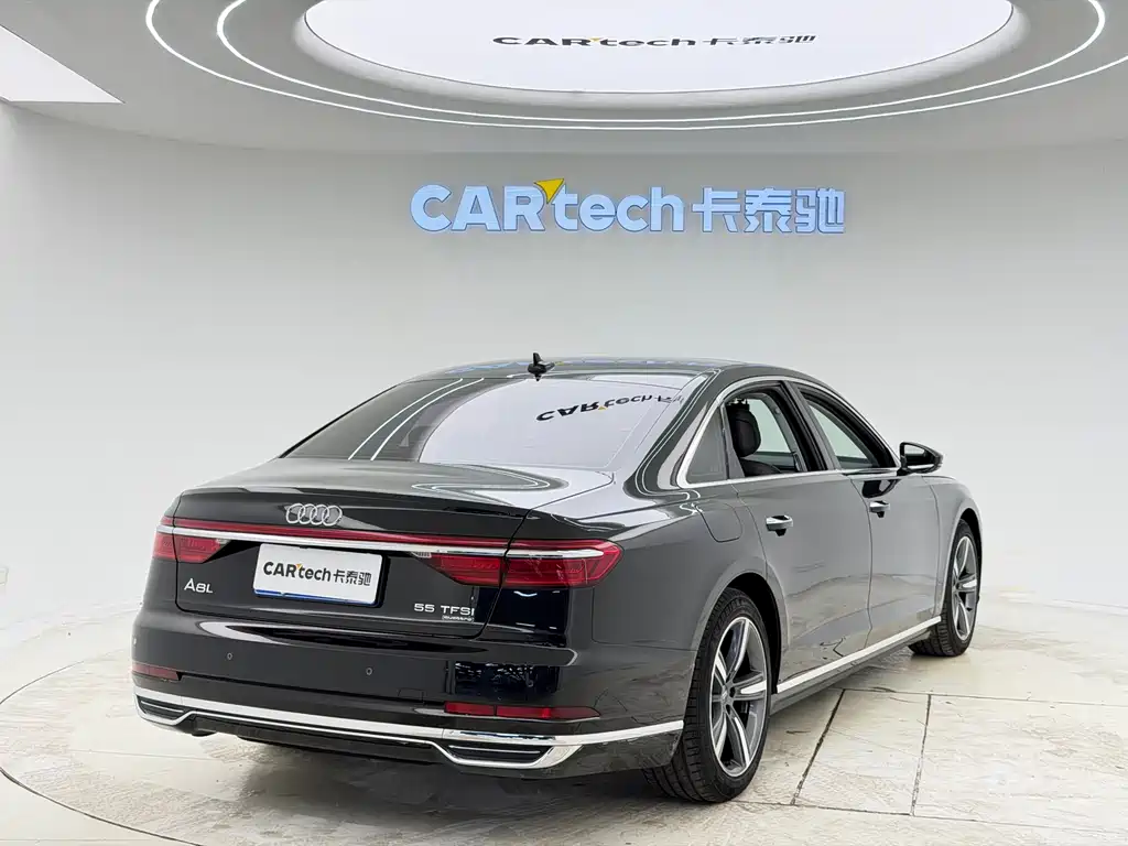 Audi A8 2019 — фото 5