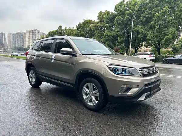 Changan CS75 2016