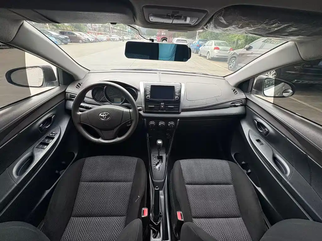 Toyota Vios 2016 — фото 5
