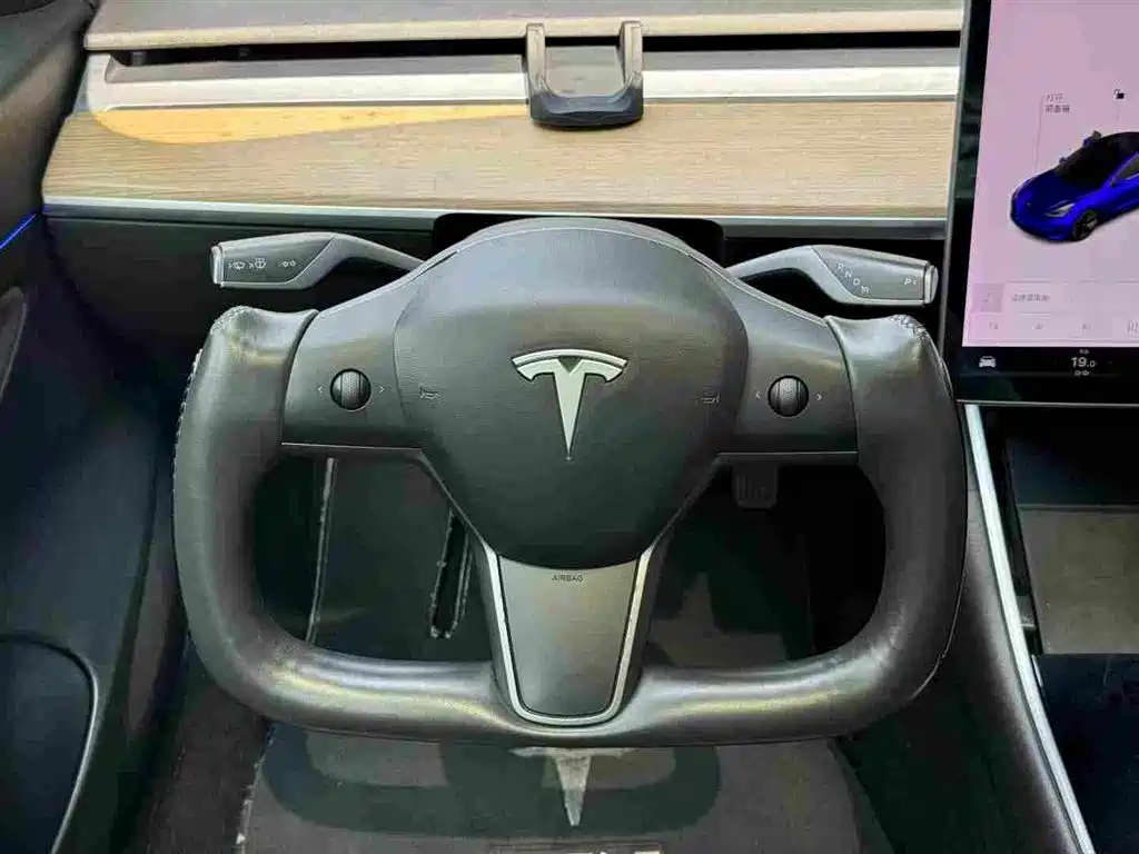 Tesla Model 3 2020 — фото 6