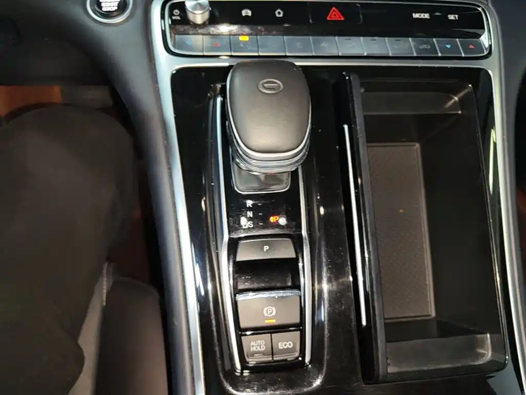 GAC Motor Trumpchi M8 2023 — фото 14
