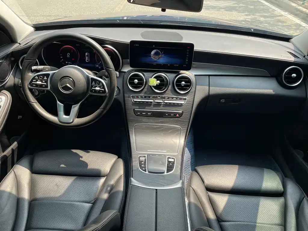 Mercedes-Benz C-Class 2019 — фото 9