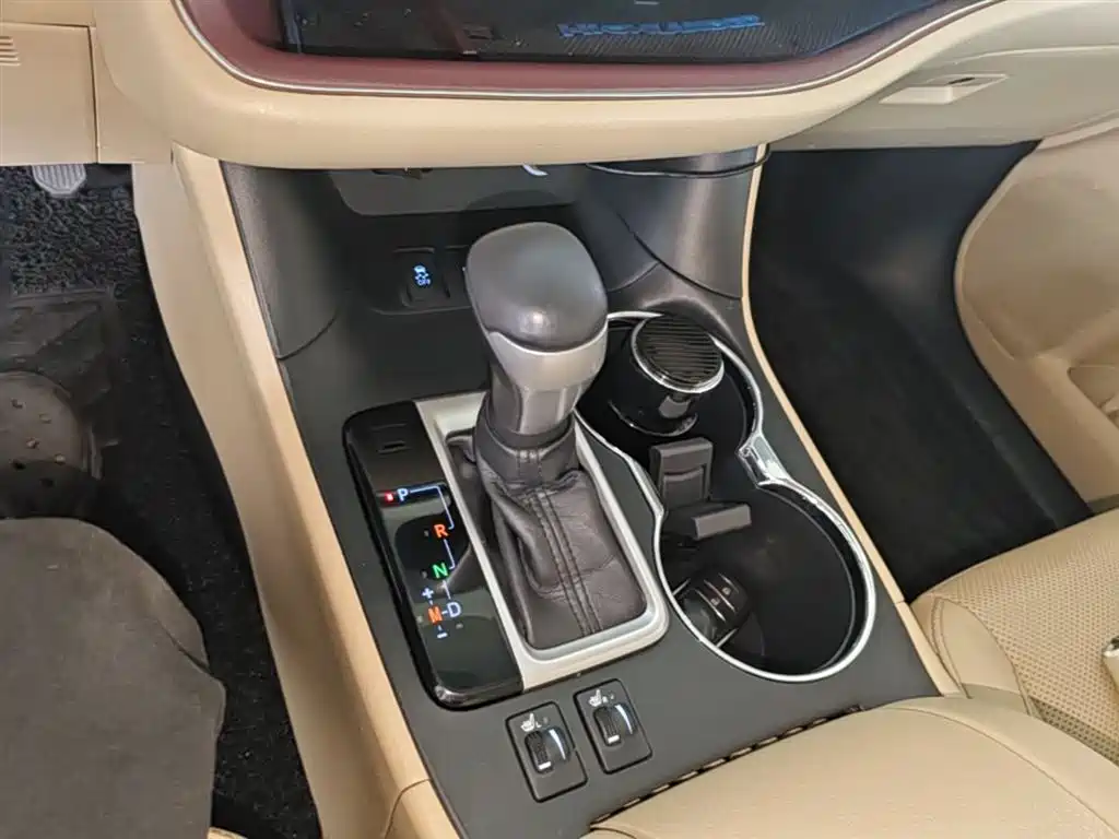 Toyota Highlander 2015 — фото 14