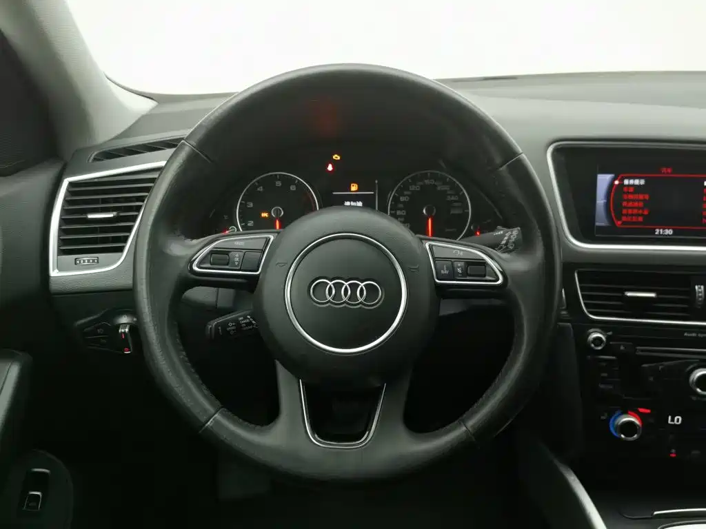 Audi Q5 2016 — фото 11