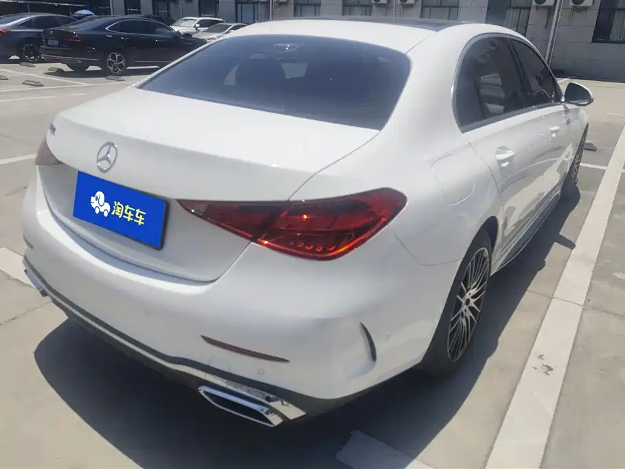 Mercedes-Benz C-Class 2023 — фото 3