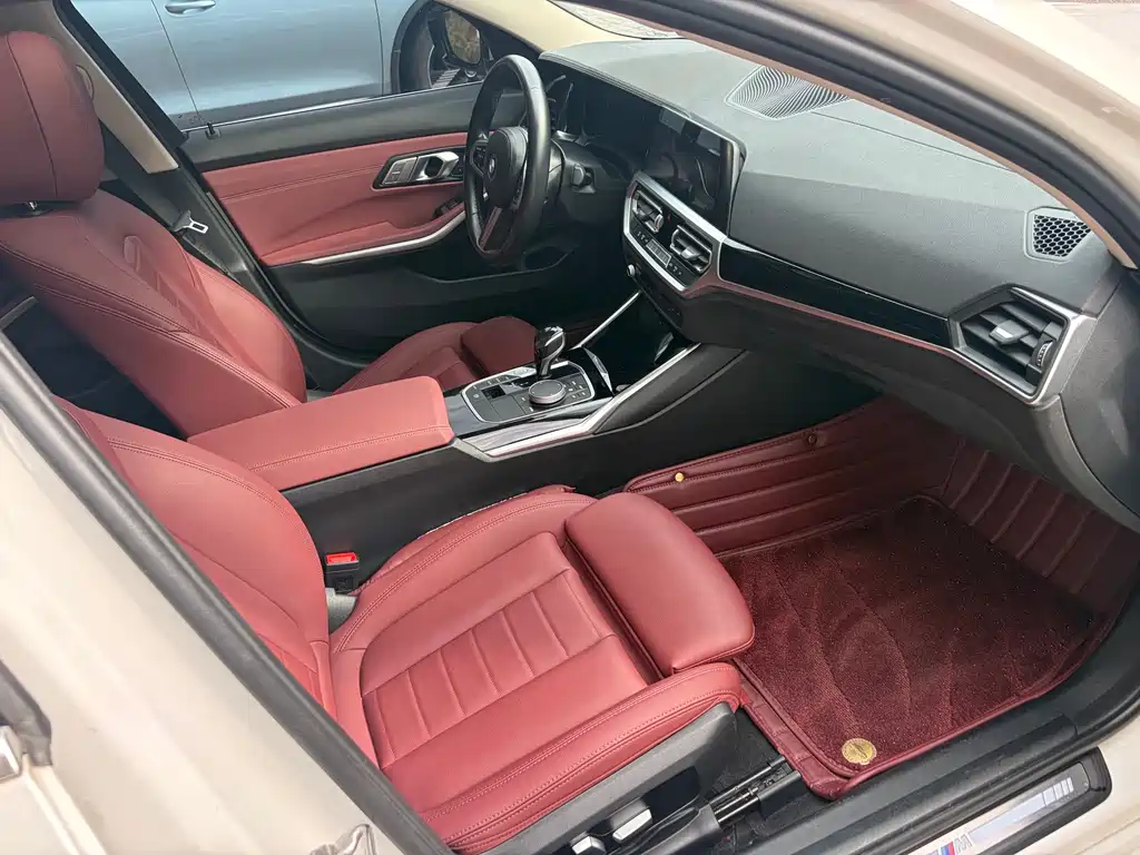 BMW 3 Series 2021 — фото 15