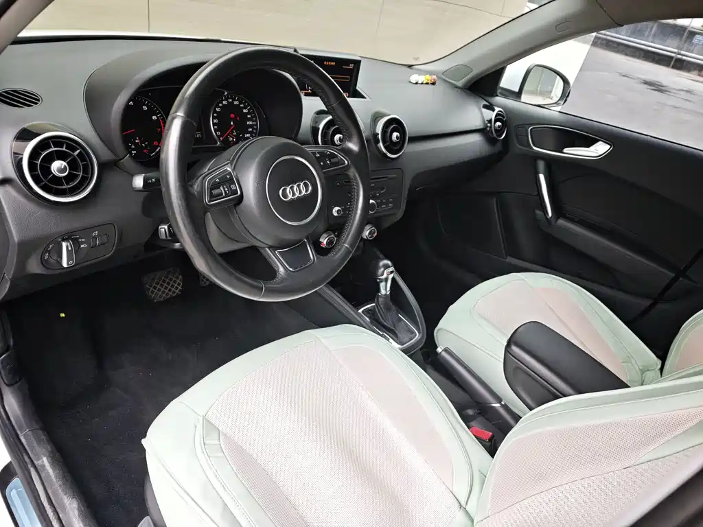 Audi A1 2014