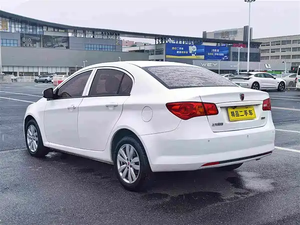 Roewe 350 2015