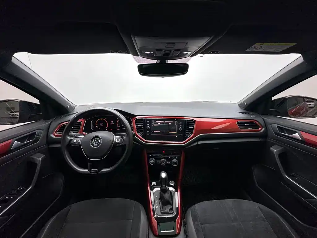 Volkswagen T-Roc 2019