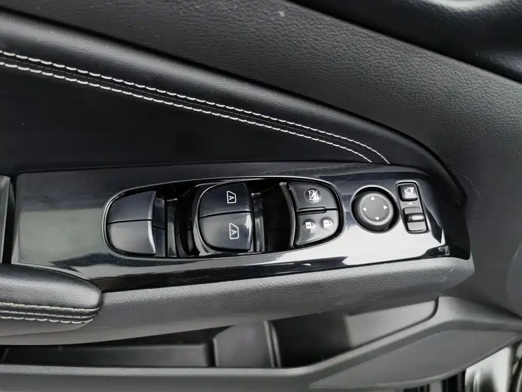 Nissan Teana 2022 — фото 9