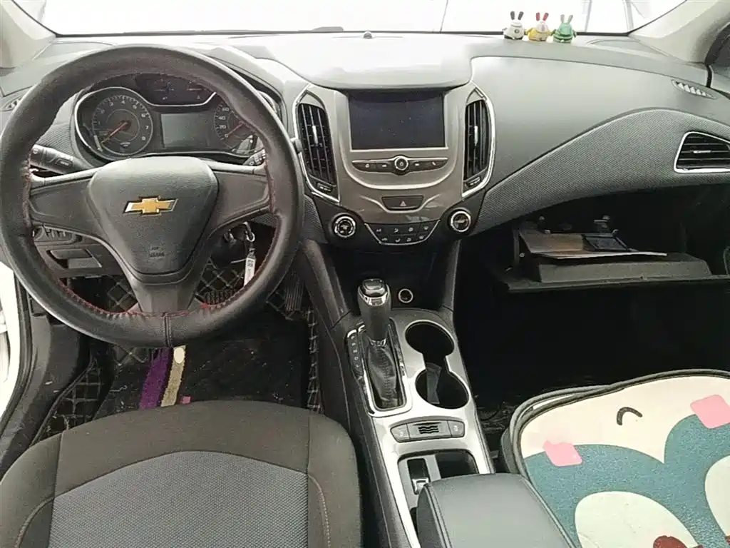 Chevrolet Cruze 2018 — фото 10