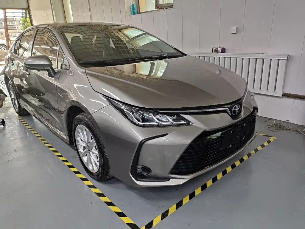 Toyota Corolla 2022 — фото 2