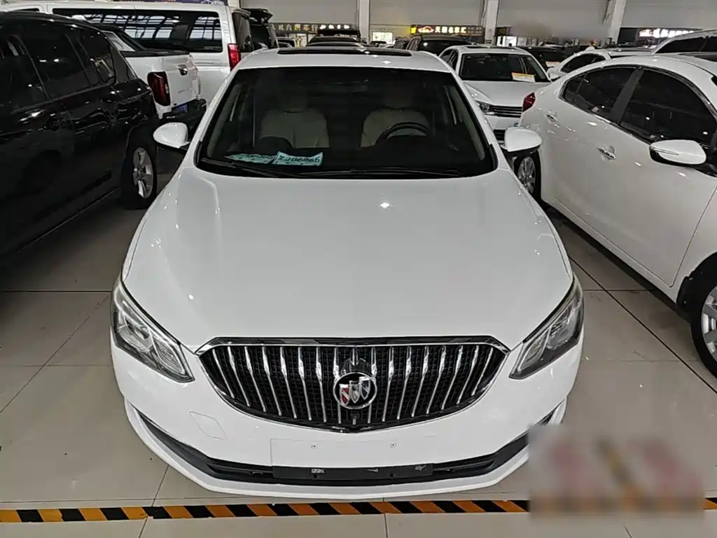 Buick Excelle 2017 — фото 3