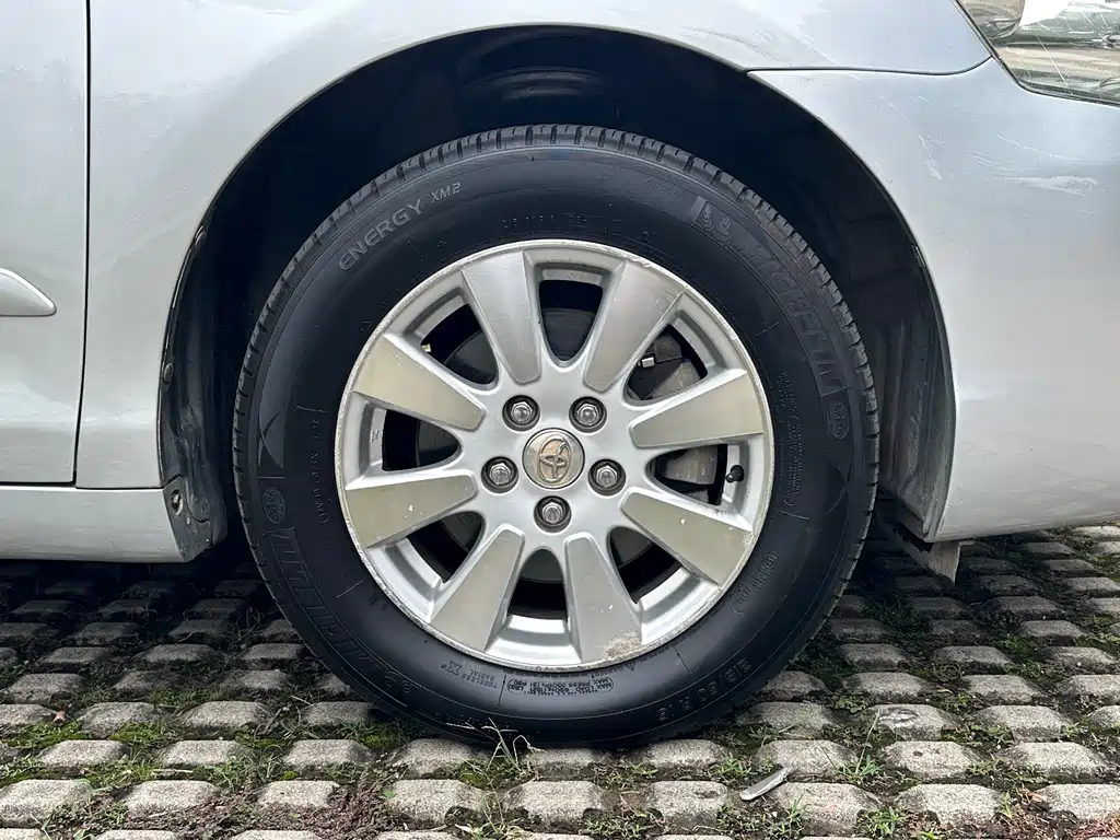 Toyota Camry 2008 — фото 24