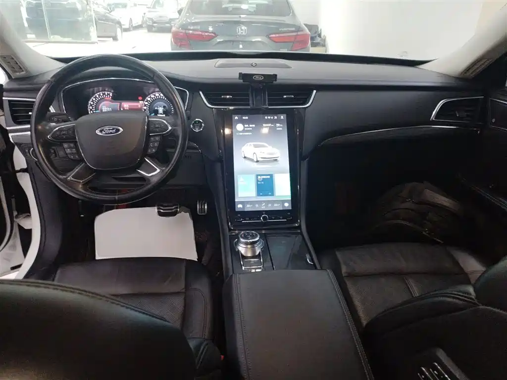 Ford Taurus 2020 — фото 10