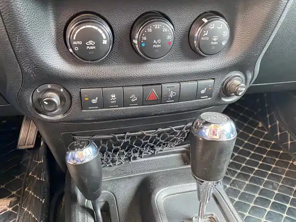 Jeep Wrangler 2015