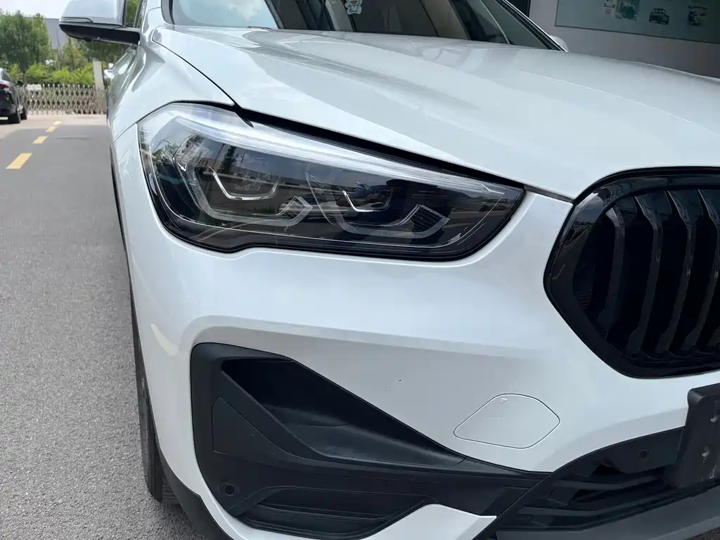 BMW X1 2022 — фото 16