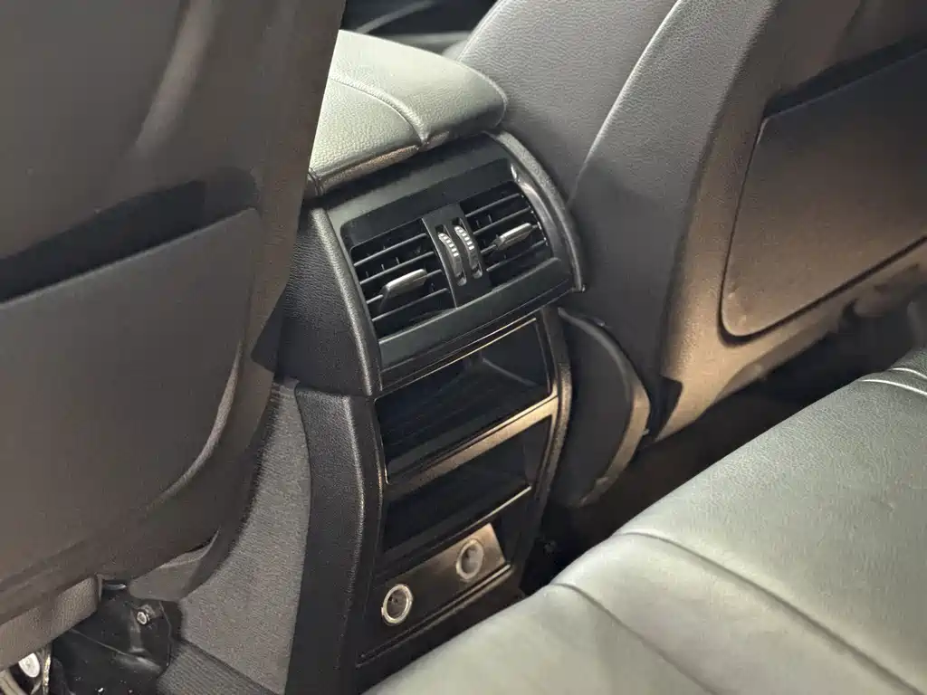 BMW X6 2015 — фото 13