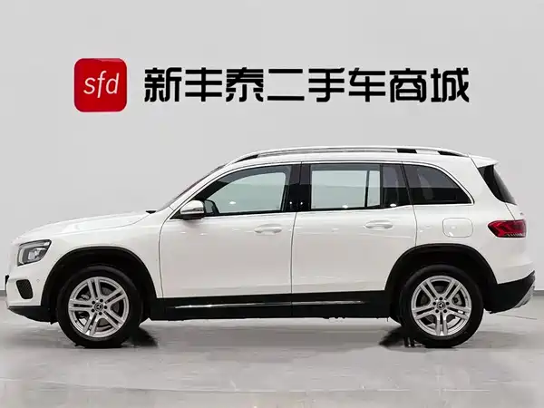 Mercedes-Benz GLB 2023
