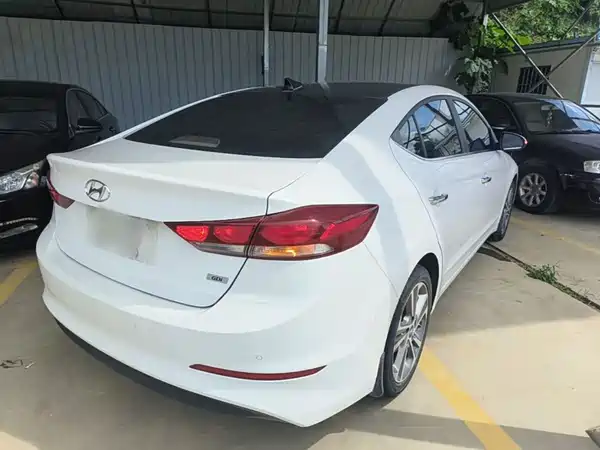 Hyundai Celesta 2016