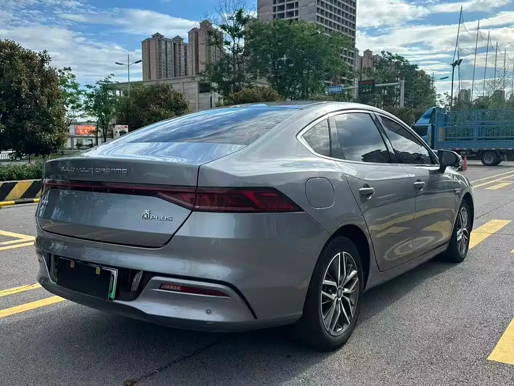 BYD Qin PLUS 2022 — фото 9