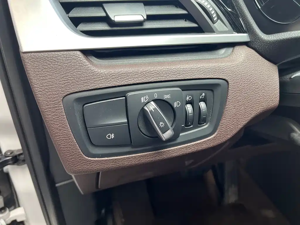 BMW X1 2022 — фото 19